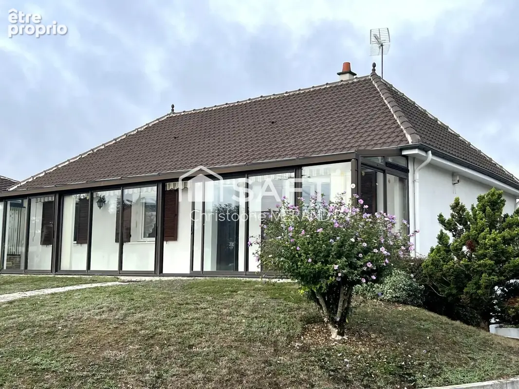 Photo 1 - Maison à DANGE-SAINT-ROMAIN
