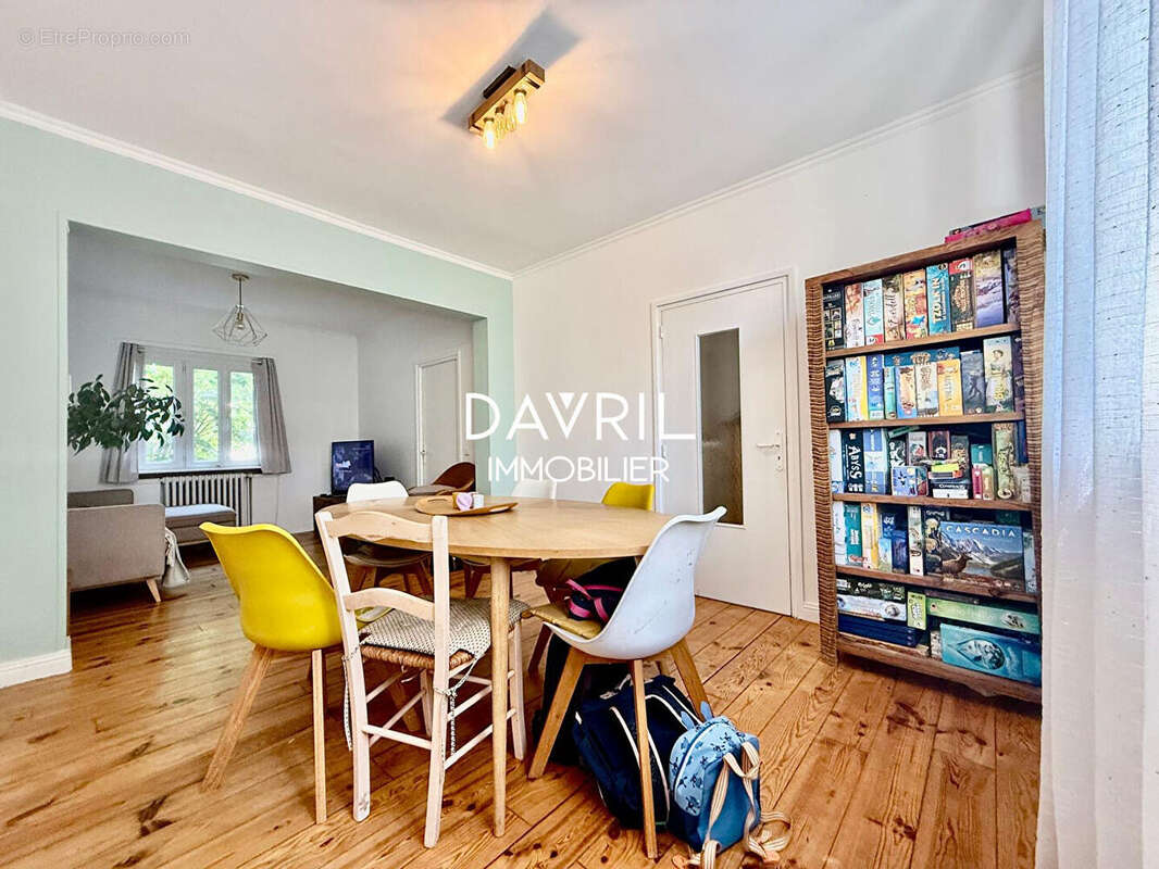 Maison à CONFLANS-SAINTE-HONORINE