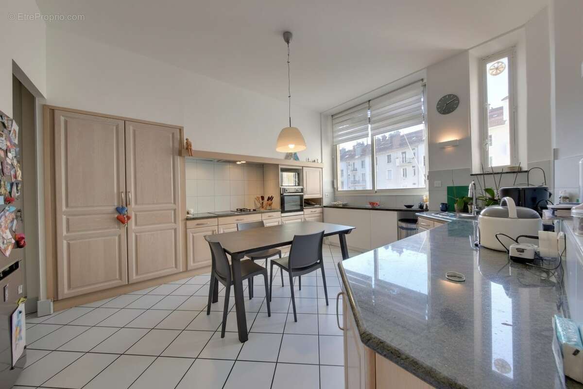 Appartement à GRENOBLE