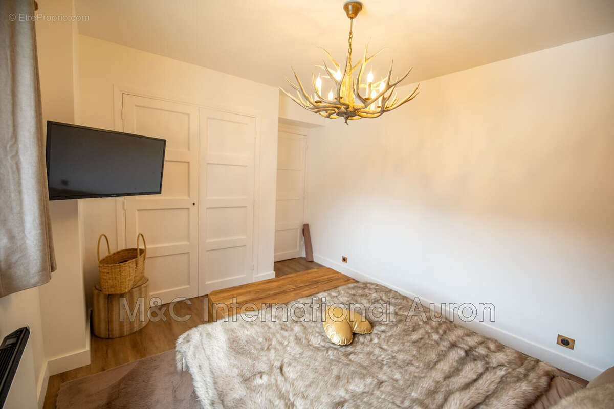 Appartement à SAINT-ETIENNE-DE-TINEE