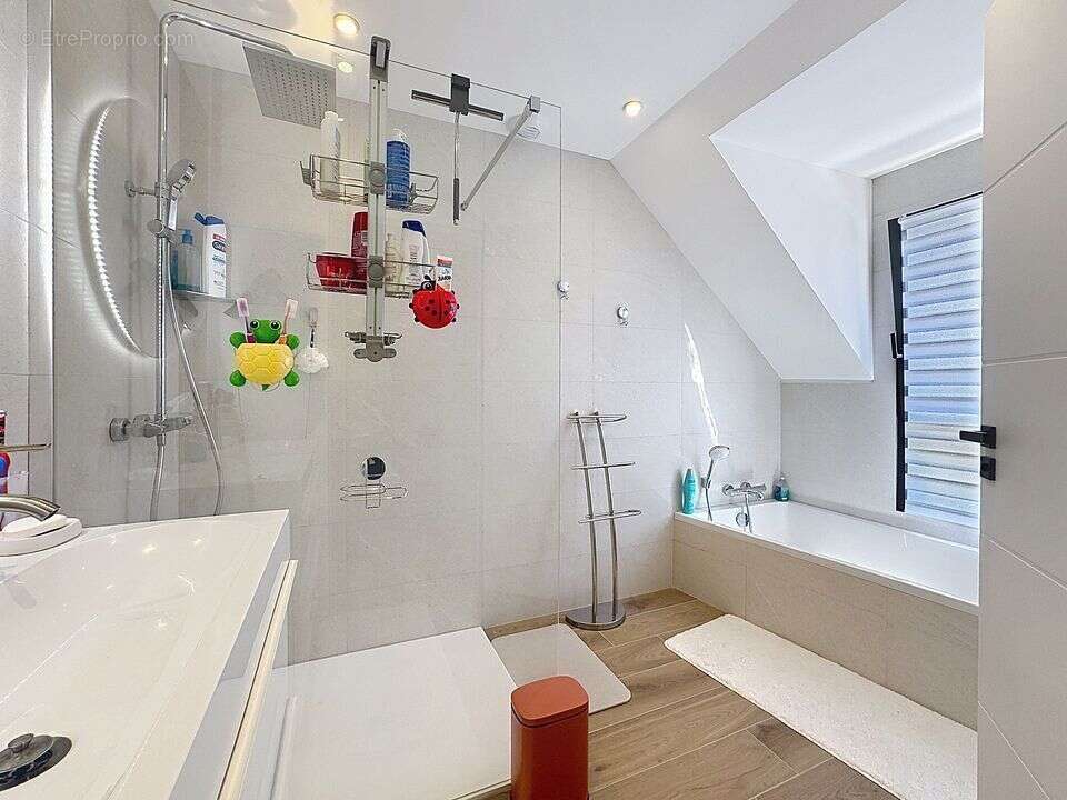 PLOEMEUR - EXCLUSIVITÉ – Au calme maison contemporaine neuve, 4 chambres dont une suite parentale - photo 8