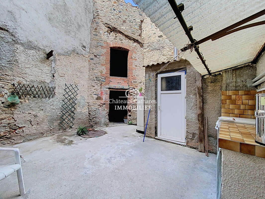 Maison à RASIGUERES