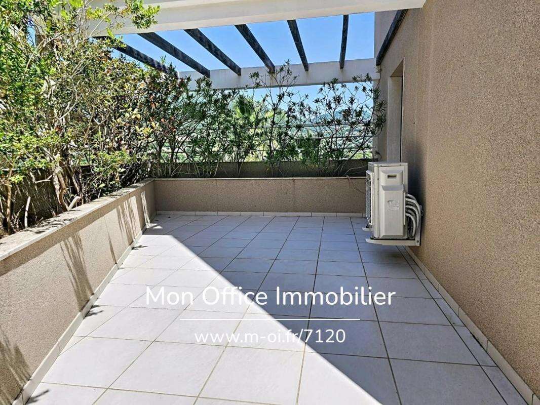 Référence : 7120-les - appartement t3 grand jardin proche centre & plages à cavalaire sur mer - photo 14