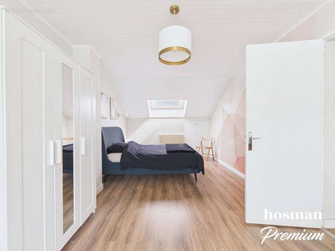 Coup de coeur ! Maison de 203.0 m2 avec vue sur la Chézine - 6 chambres avec jardin et garage - Quartier Chezine-Procé - photo 12