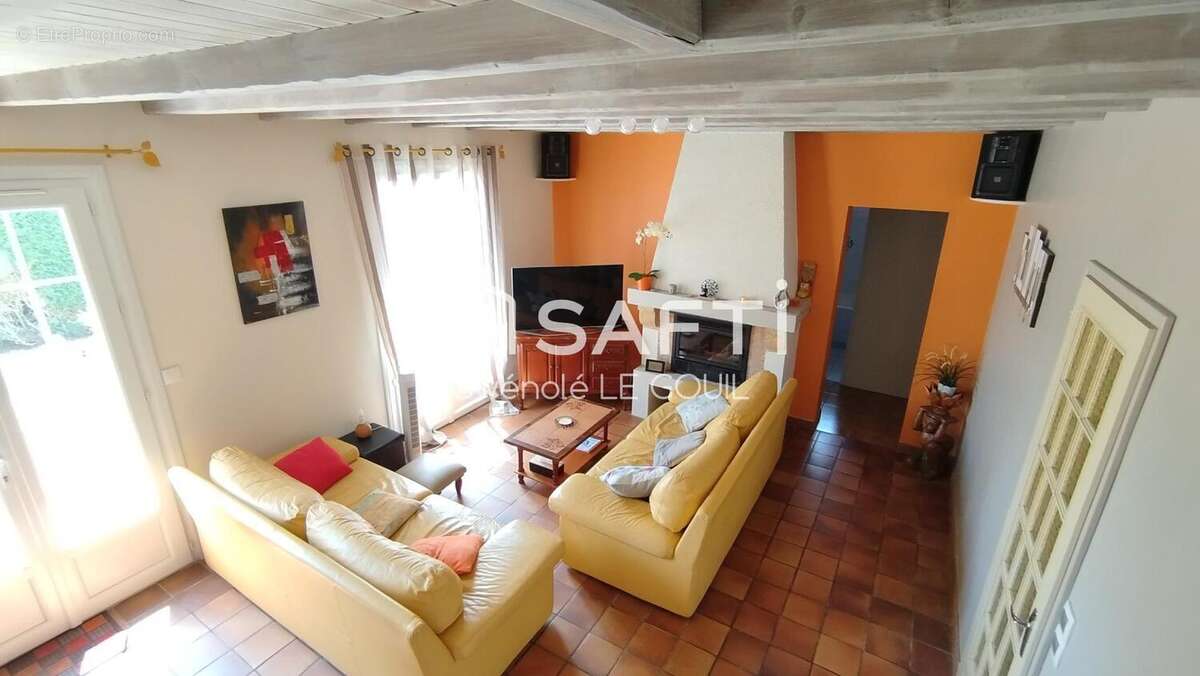 Maison 86 m² à Landevieille  - photo 3