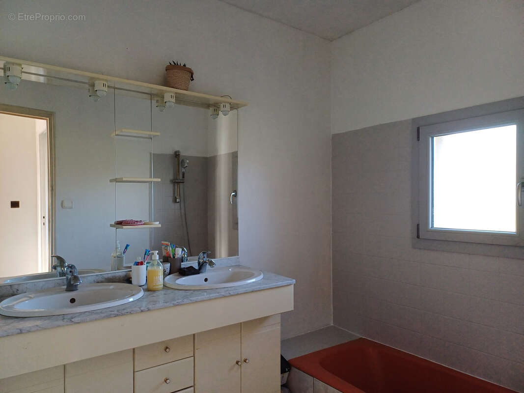 Maison à VILLENEUVE