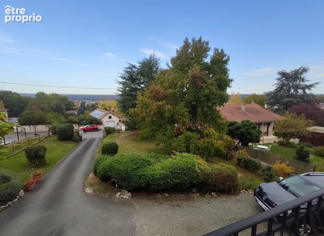 COULOUNIEIX-CHAMIERS ? Maison de 159 m², panorama exceptionnel et calme absolu ! Un bien rare dans un secteur recherché, à décou - photo 3