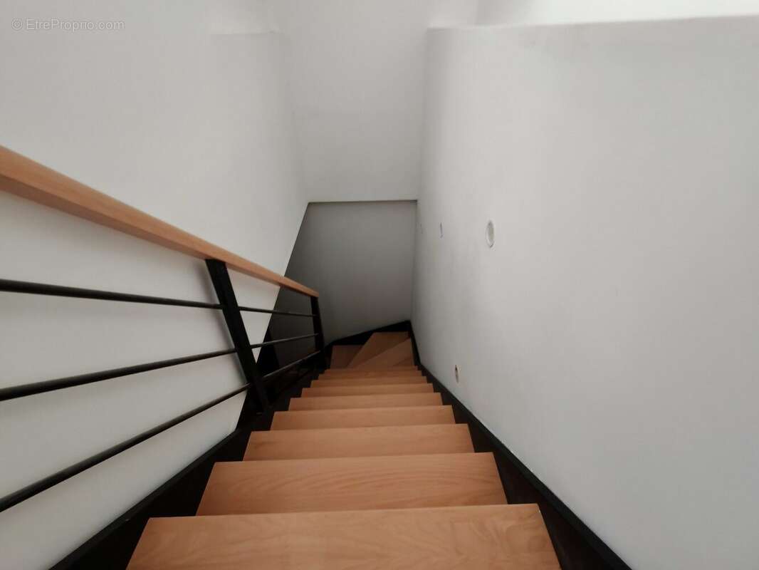 Appartement 92 m² à Beziers  - photo 3