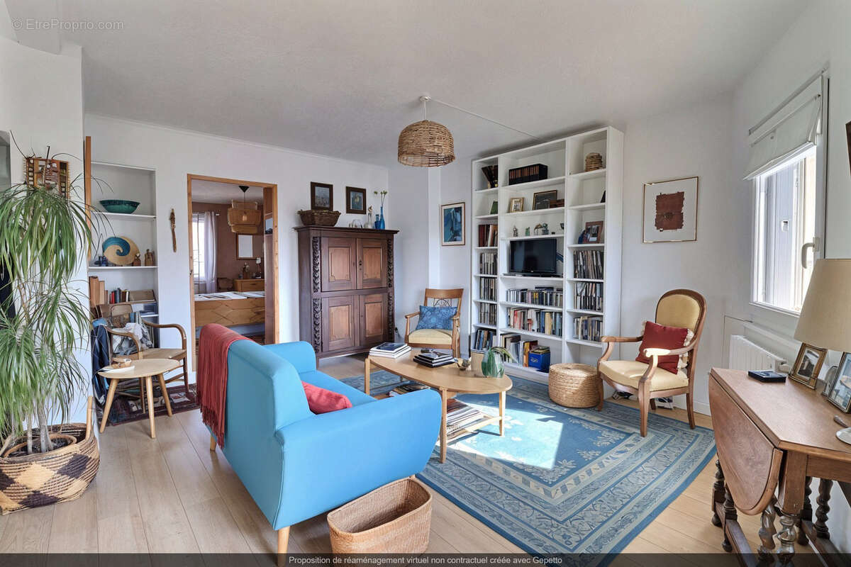 Appartement à SAINT-GENIS-LAVAL