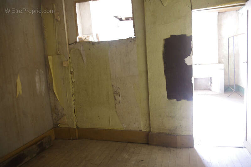 Maison à VIC-FEZENSAC