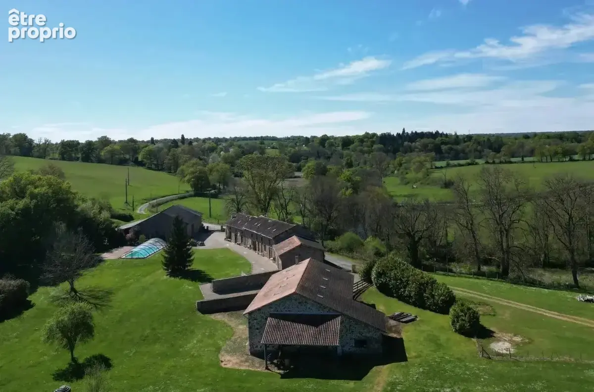 Maison à BELLAC