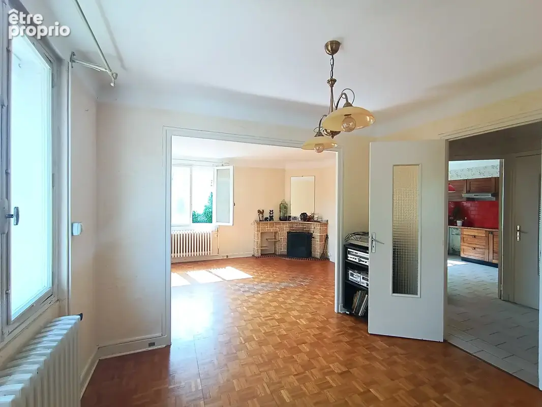 Maison individuelle à étage, 3 chambres, jardin, garage quartier calme - photo 2