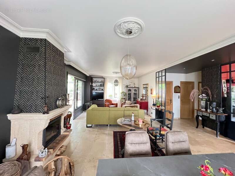 Maison à CHAUFFAILLES