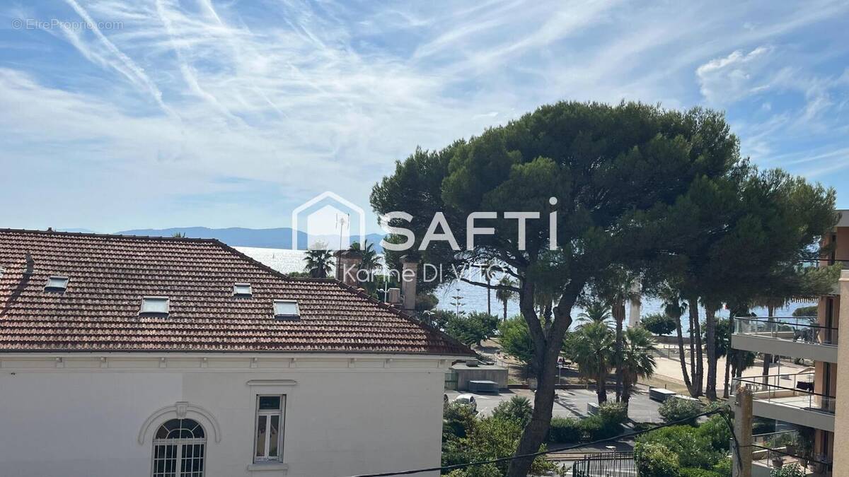 Photo 1 - Appartement à SAINT-RAPHAEL