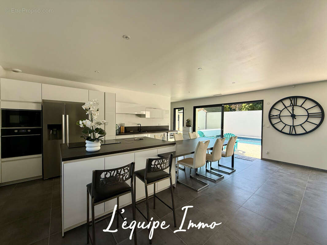 Villa t5 143m2 avec piscine et garage - photo 3