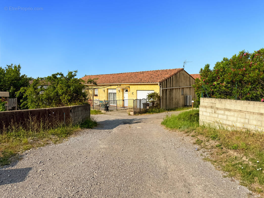 Maison à SAINT-PRIVAT