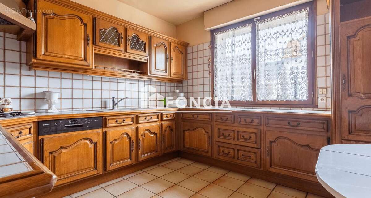 Maison à L'HAY-LES-ROSES