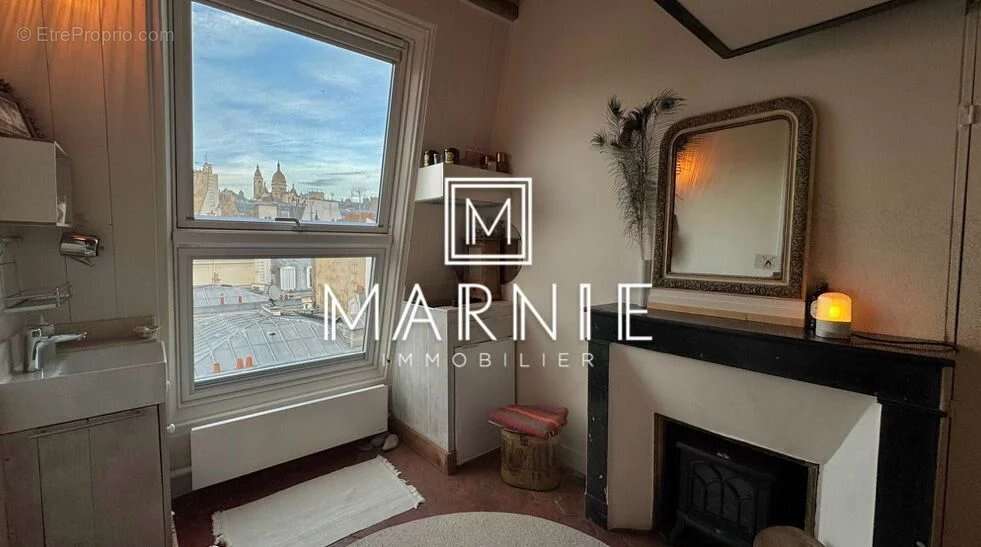 Appartement à PARIS-9E