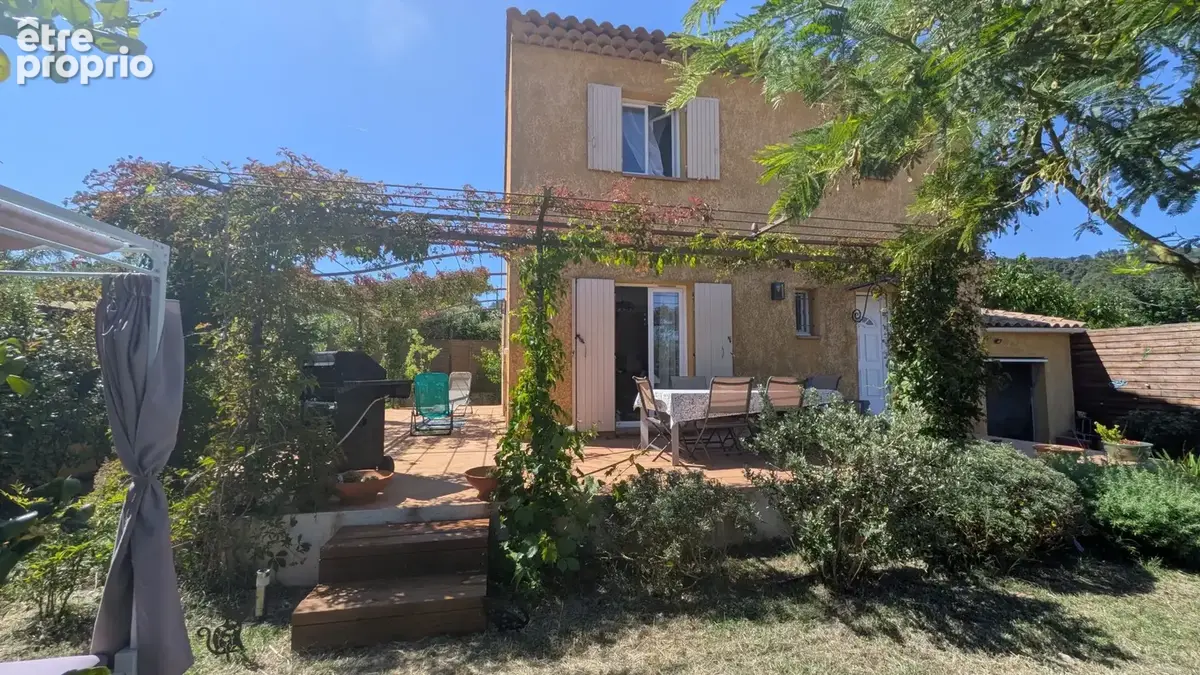 Maison à PUGET-VILLE