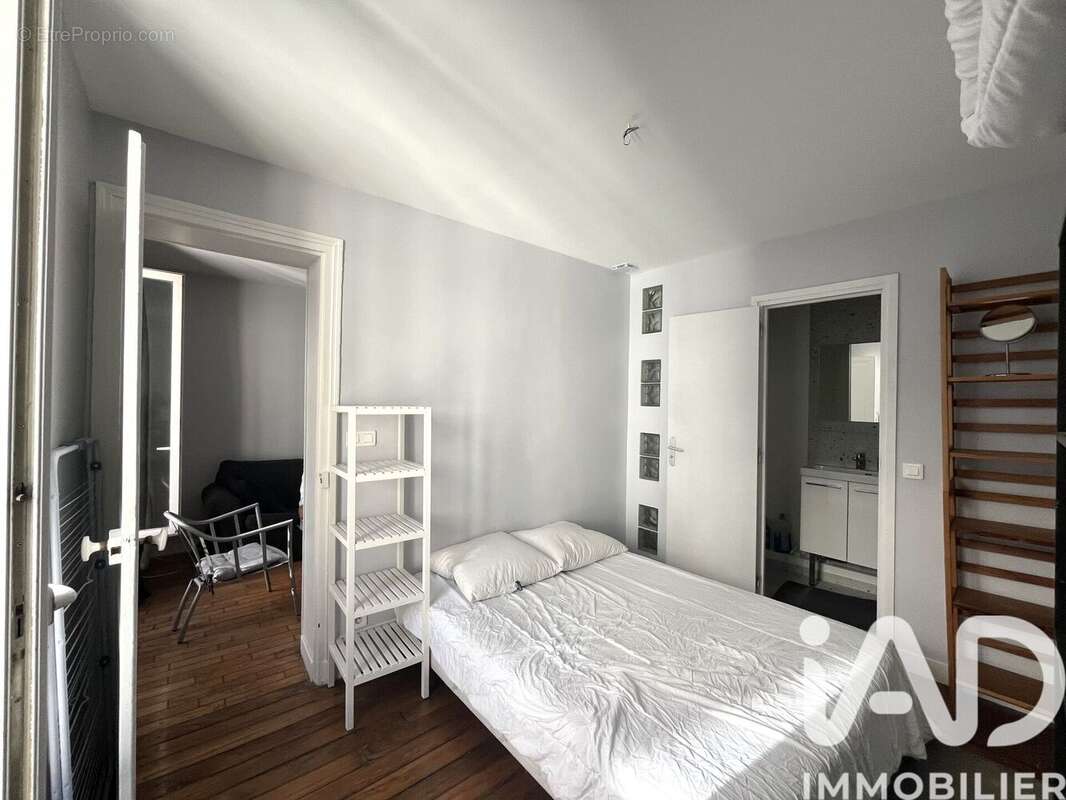 Photo 3 - Appartement à PARIS-18E