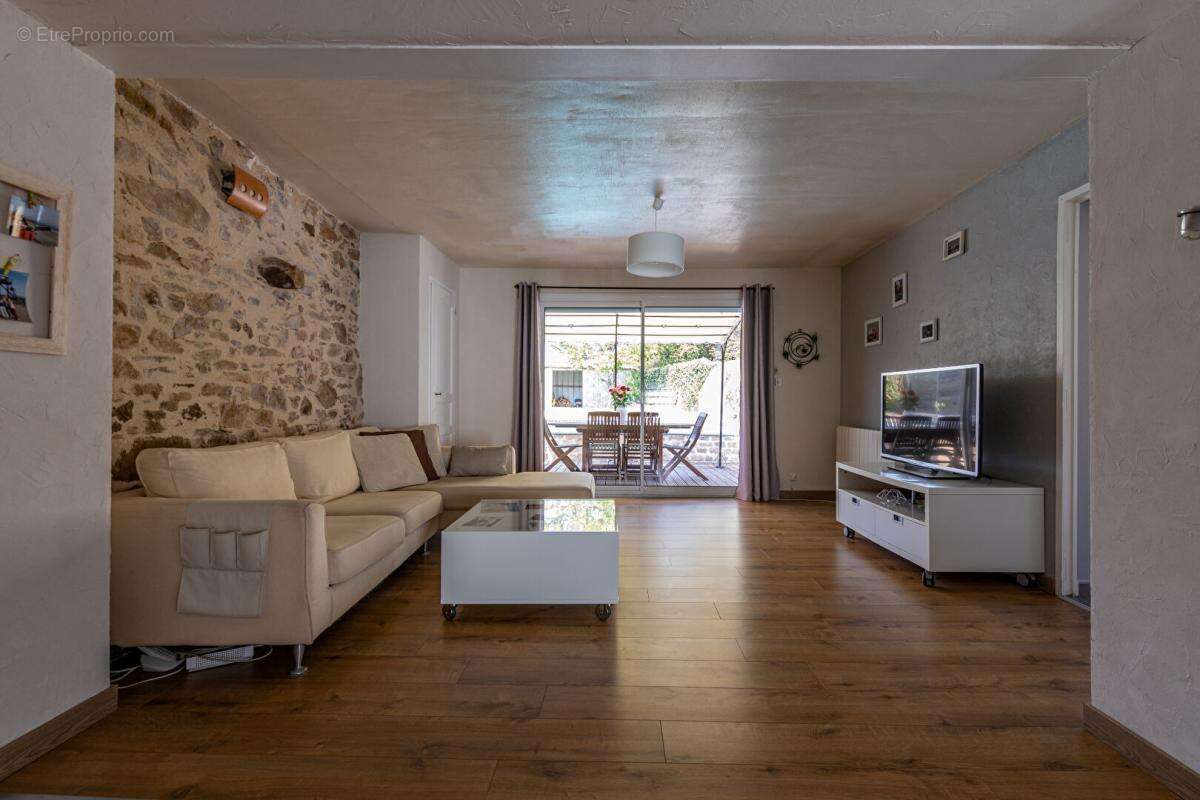 Maison à NORT-SUR-ERDRE