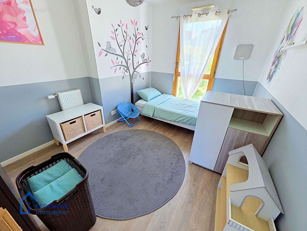 HERBLAY SUR SEINE- EXCLUSIVITE- Maison 3 chambres avec jardin et double terrasse - Gare de Paris Saint-Lazare à 25 min-en partan - photo 9