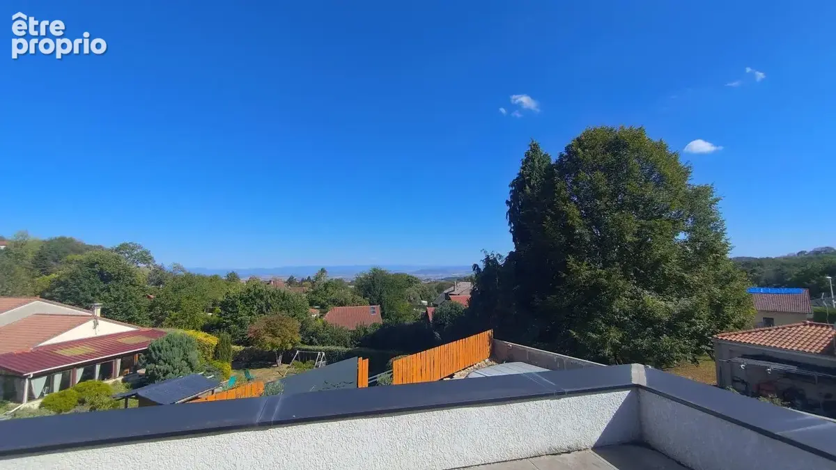 villa, 145 m² hab. 1 100 m² de terrain - photo 12