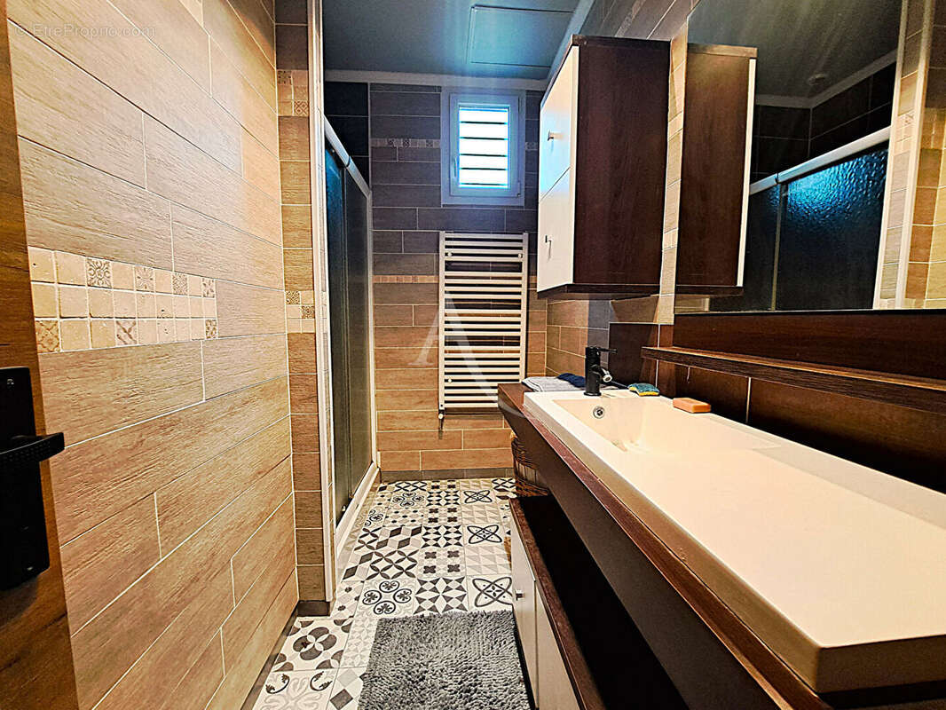 Maison à SAINT-LAURENT-SUR-SEVRE