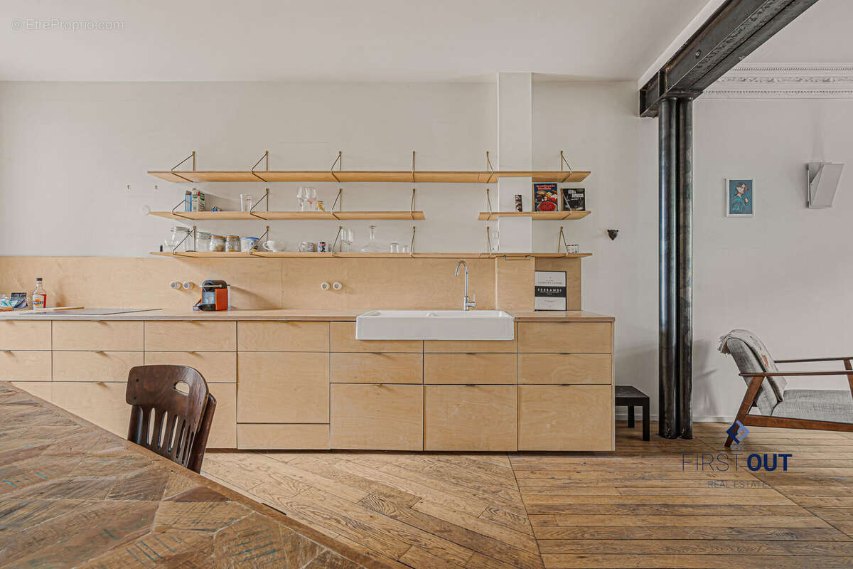 Appartement à PARIS-20E