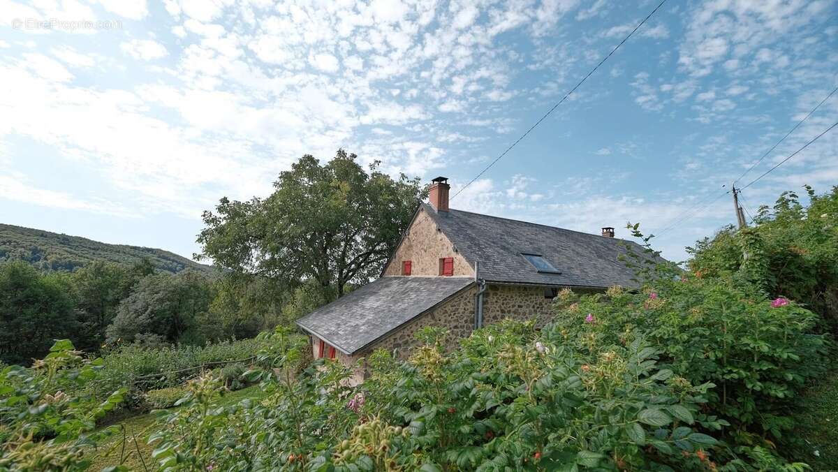 Maison à VILLAPOURCON