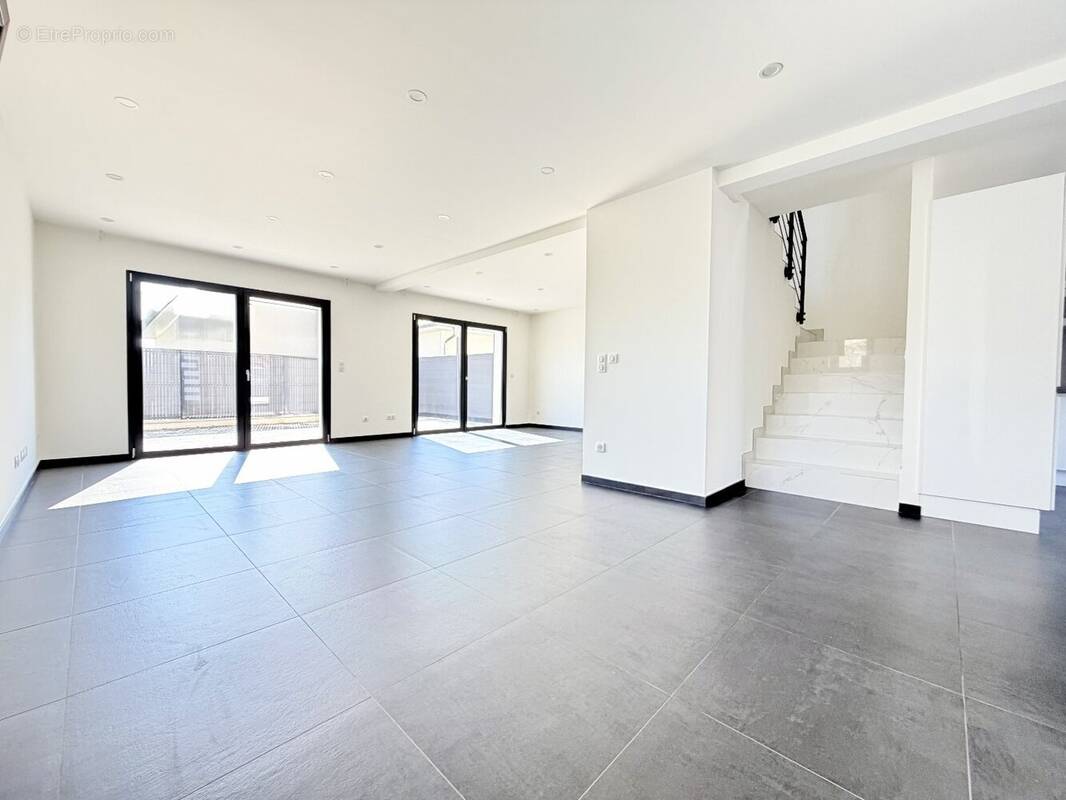 Maison à AUDINCOURT