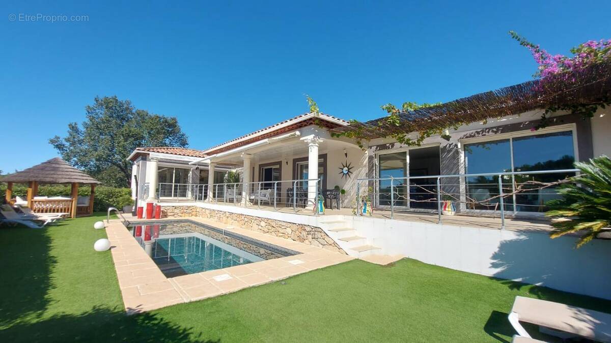 Maison à DRAGUIGNAN