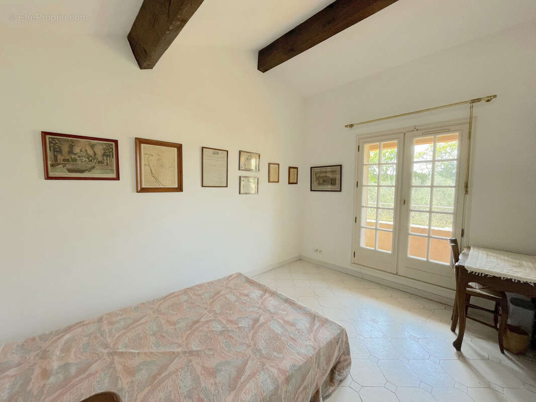 Maison à SIX-FOURS-LES-PLAGES