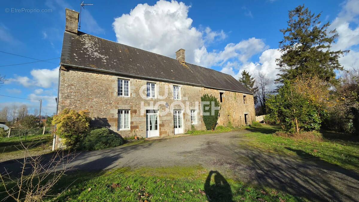 Maison à REFFUVEILLE