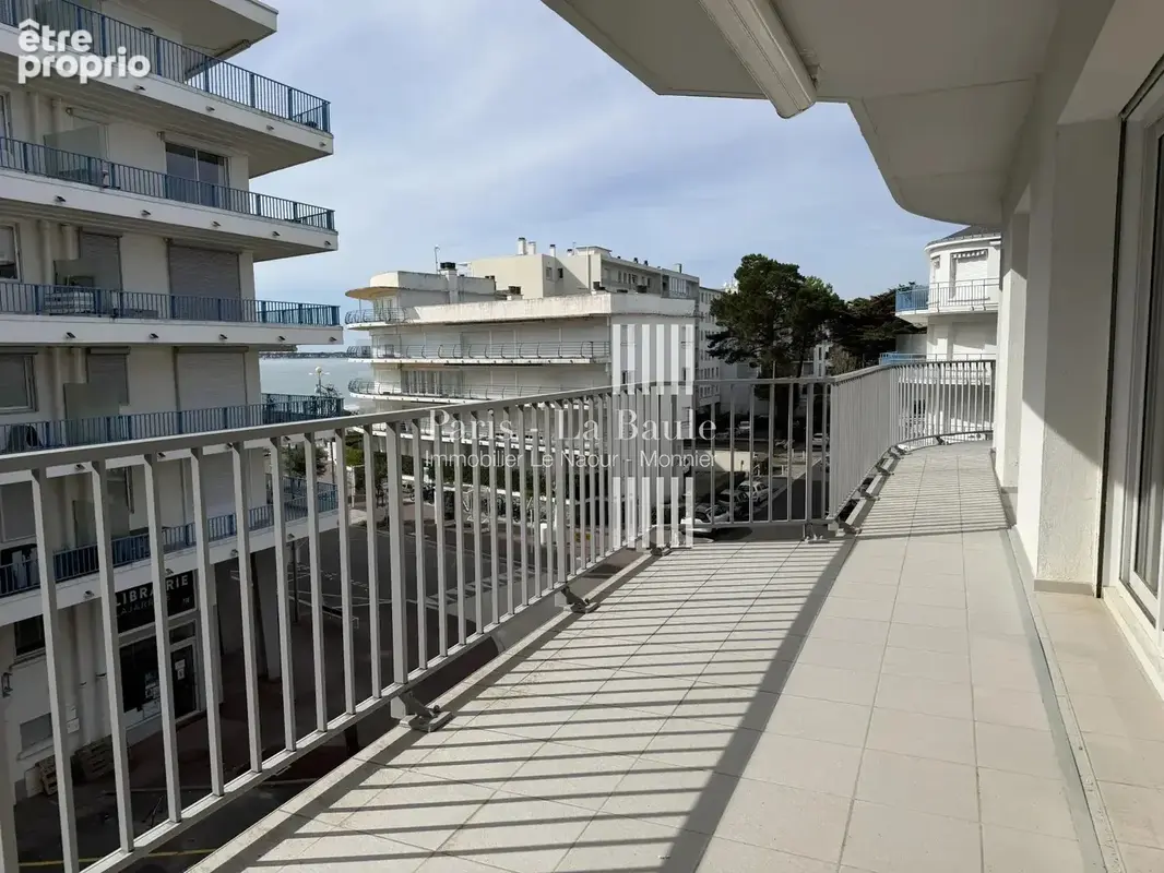Lajarrige, 3 pièces rénové avec stationnements - photo 6