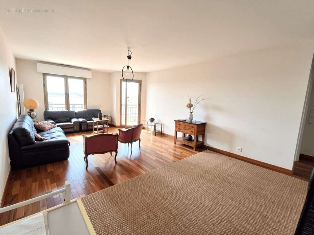 Appartement à JOINVILLE-LE-PONT