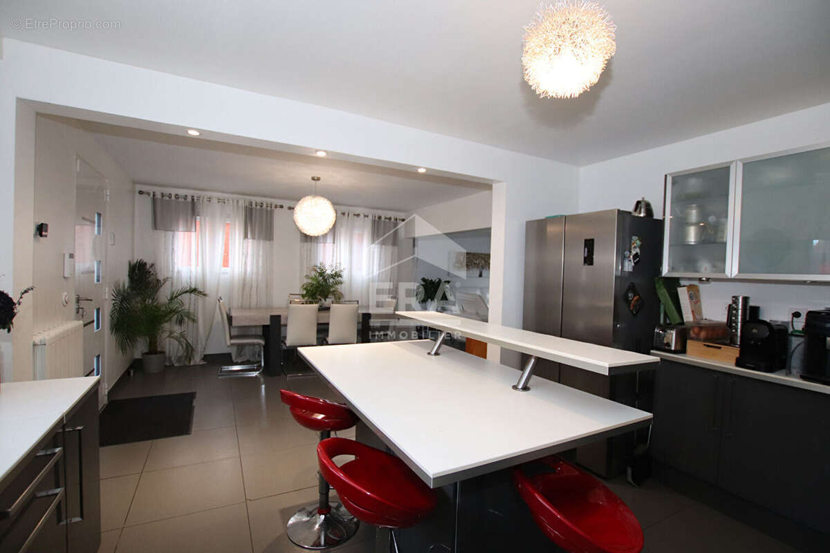 Maison à VILLIERS-SUR-MARNE