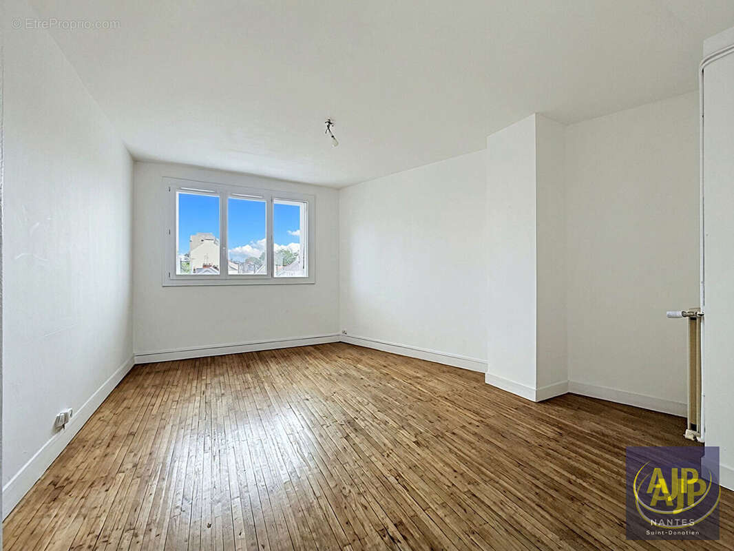 Nantes - saint donatien - appartement t3 a vendre. - photo 3