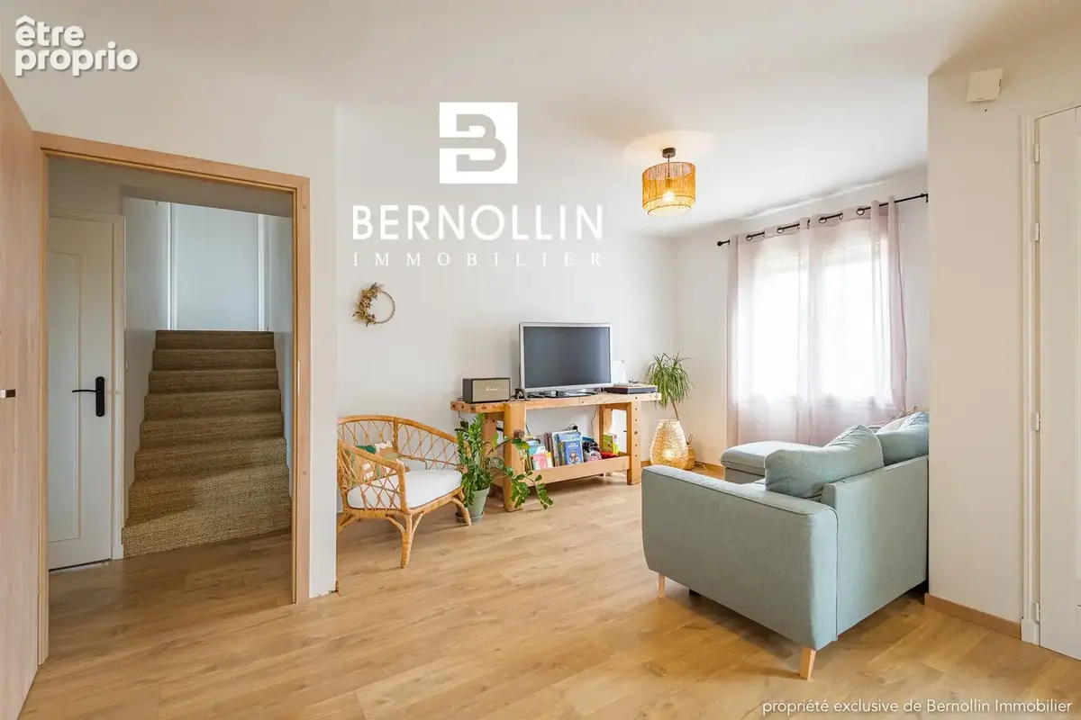 Charmante villa sur 2 niveaux de 120 m2 avec terrain à Attignat - photo 4