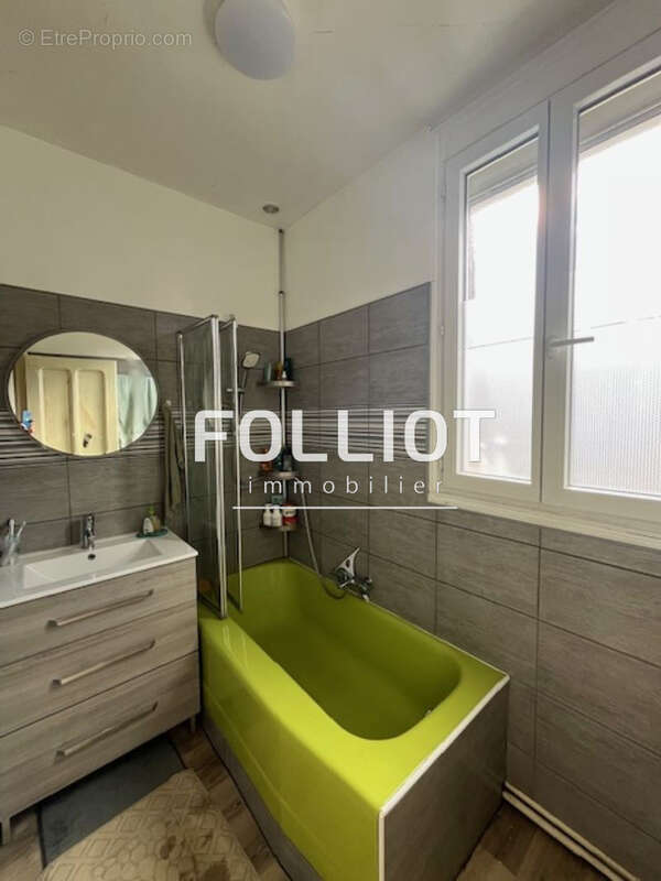 Maison à SAINT-SEVER-CALVADOS