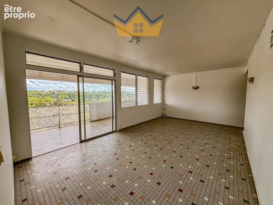 Appartement 5 pièces 69 m² à vendre à Fort-De-France (97200) - photo 4