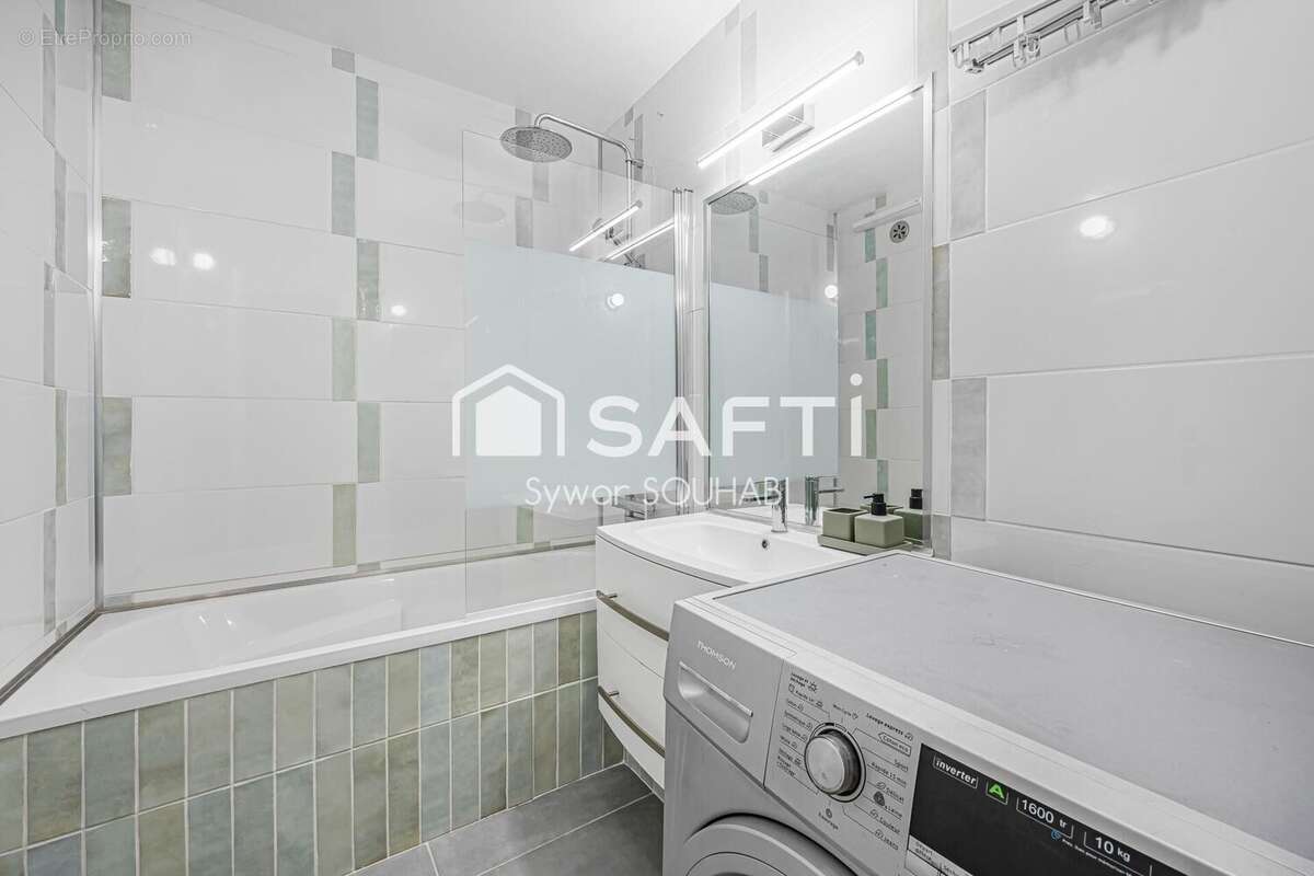 Photo 9 - Appartement à SURESNES