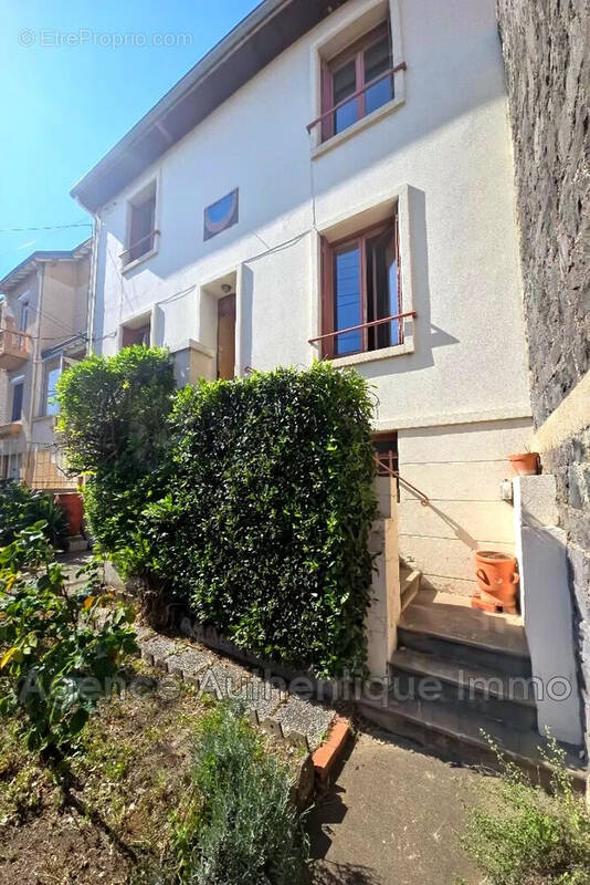 Maison à CLERMONT-FERRAND