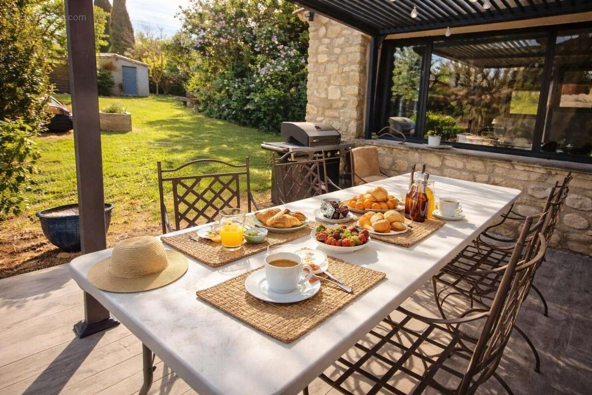 Photo 3 - Maison à L'ISLE-SUR-LA-SORGUE