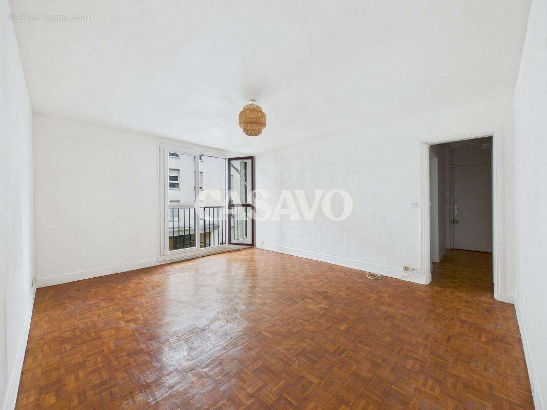 Appartement à IVRY-SUR-SEINE