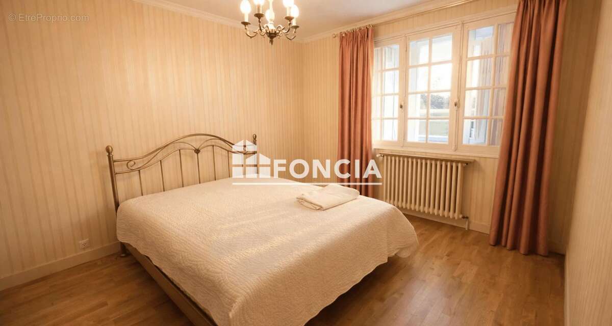 Maison à VERNOU-SUR-BRENNE