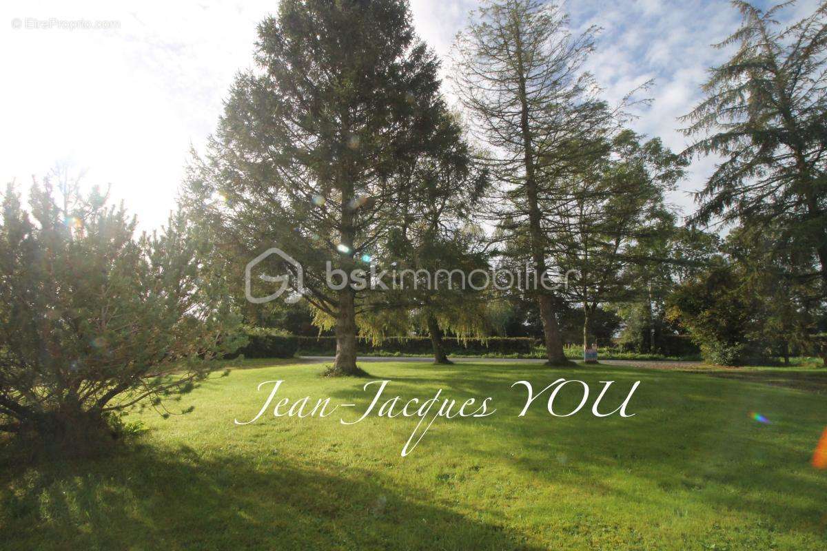 Maison à VILLEDIEU-LES-POELES