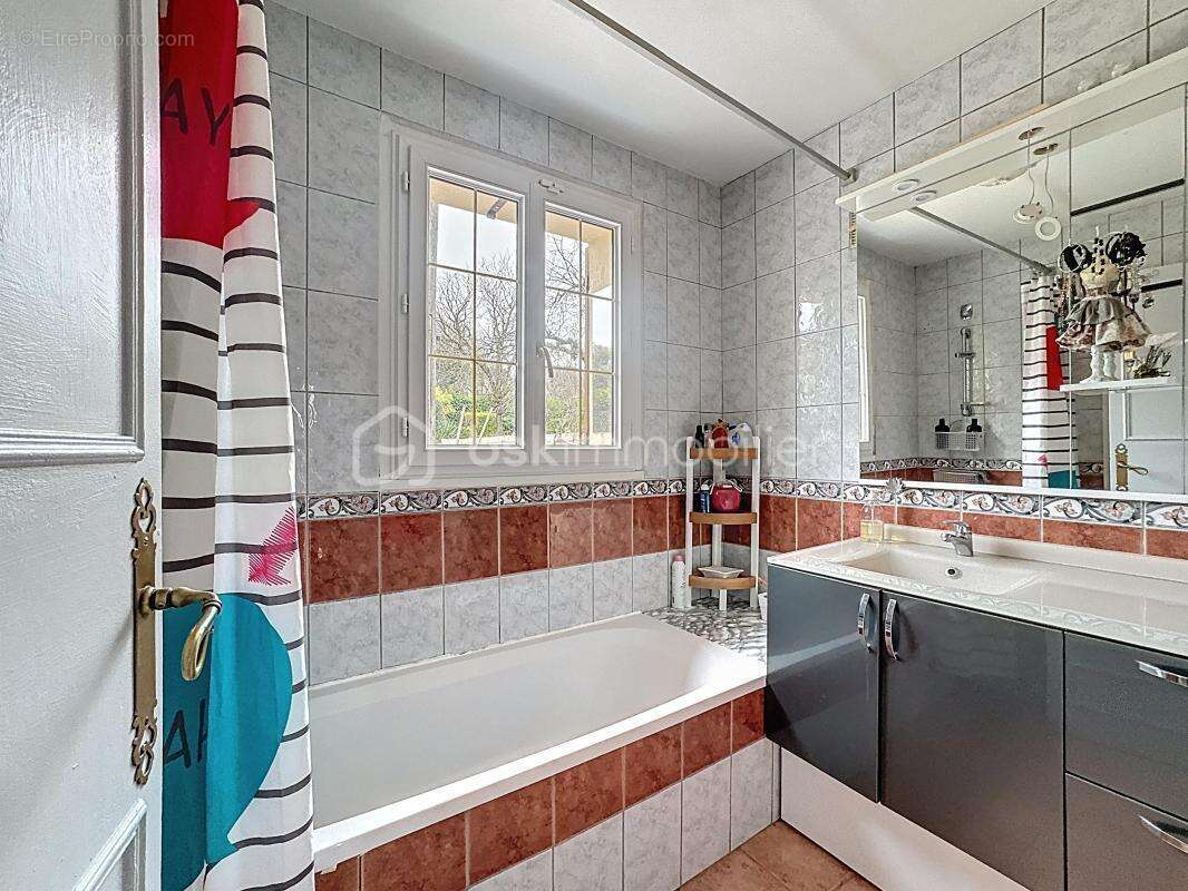 Maison à THORIGNY-SUR-MARNE