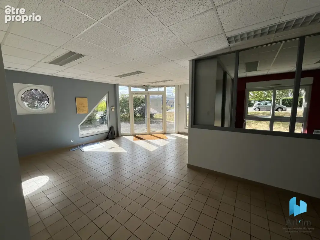 750 m2 de bâtiment à vendre secteur Université - photo 23