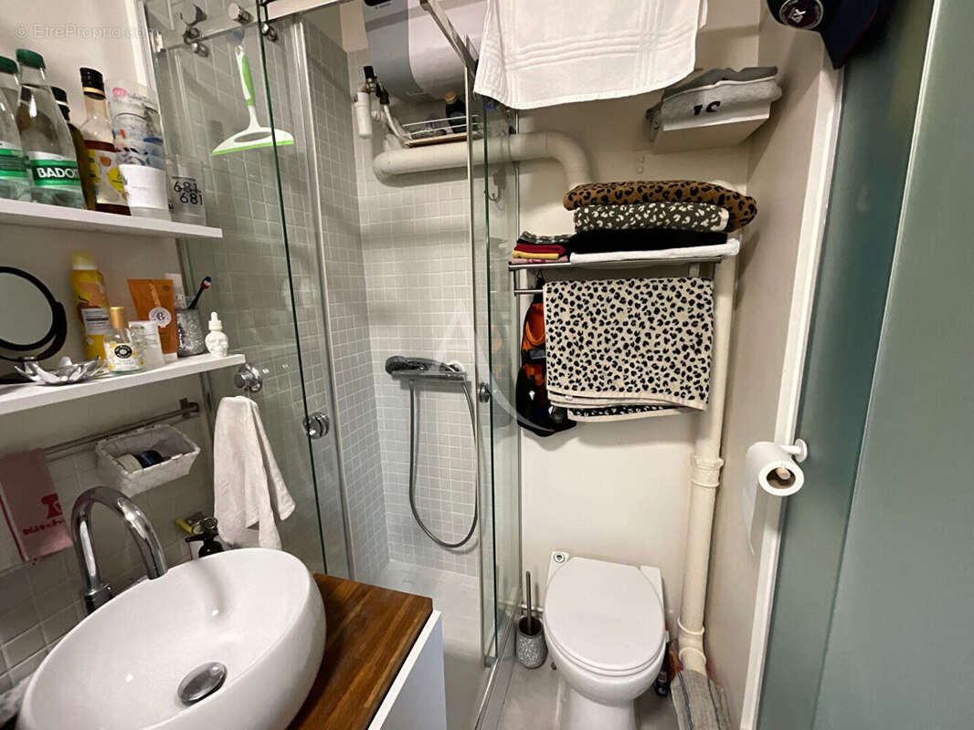 Appartement à PARIS-8E
